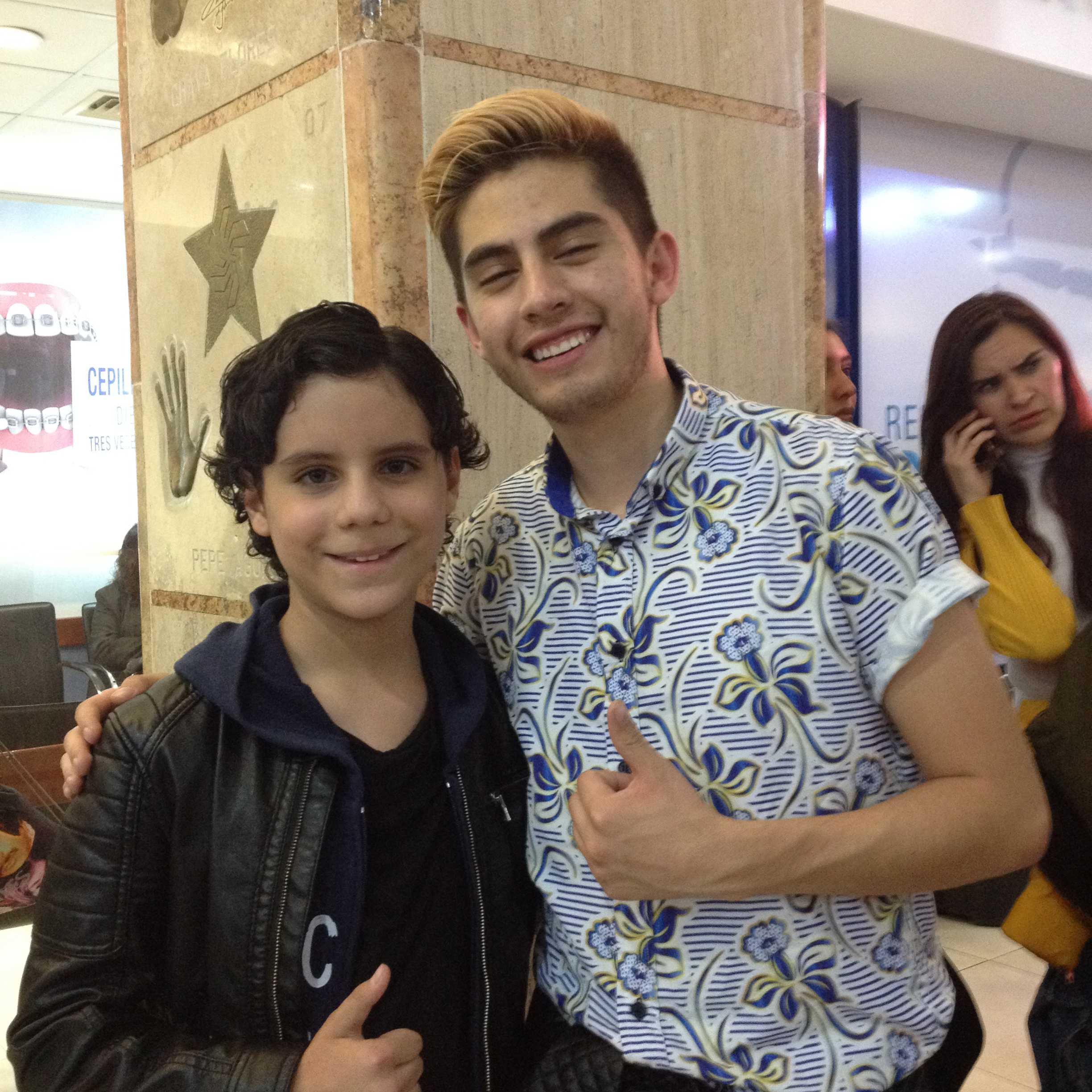 Alex Otero Acompañado